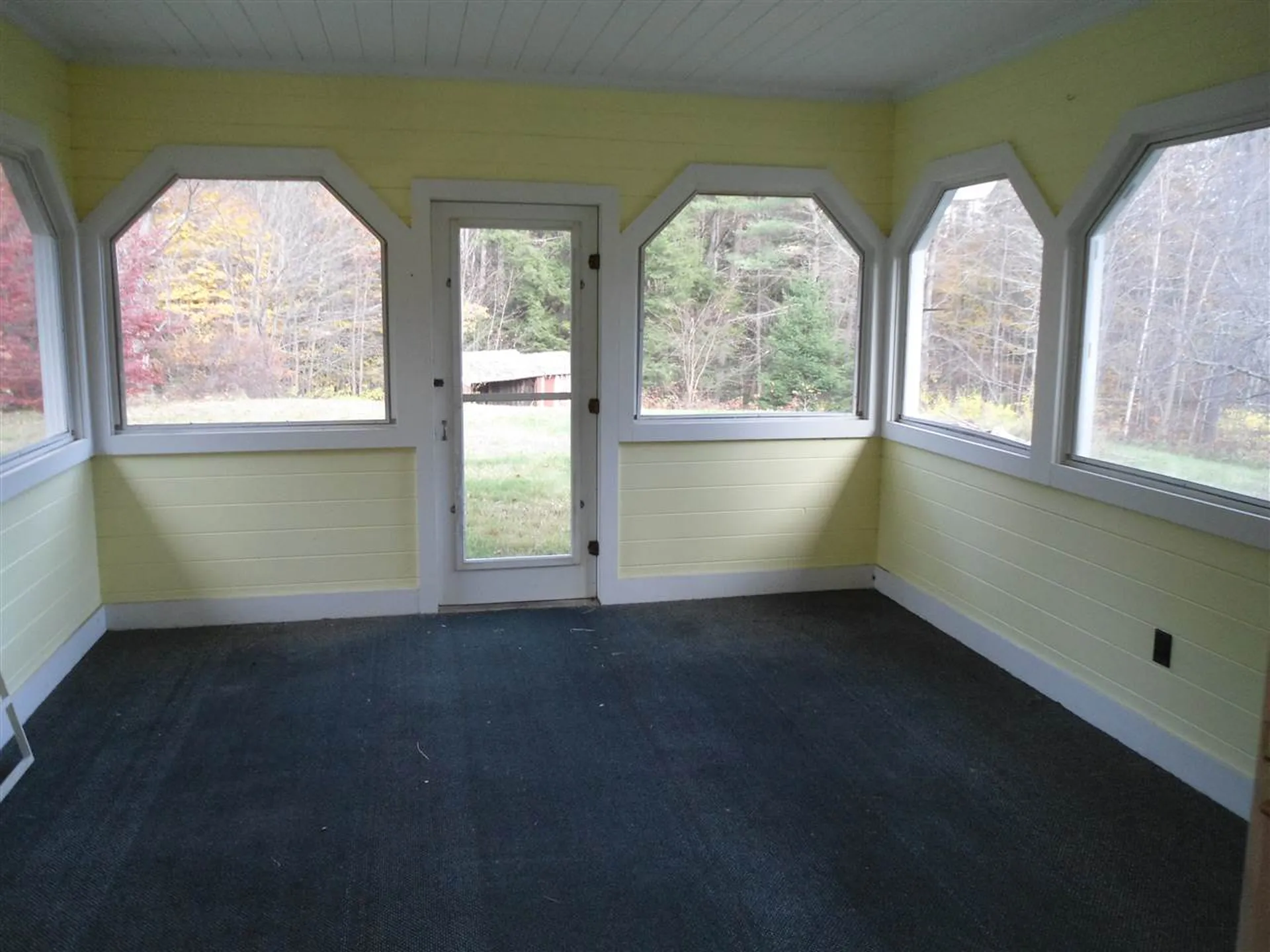 433 Hurricane Road Belmont NH 03220
