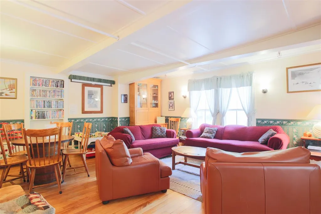 859 Kearsarge Road Conway NH 03860