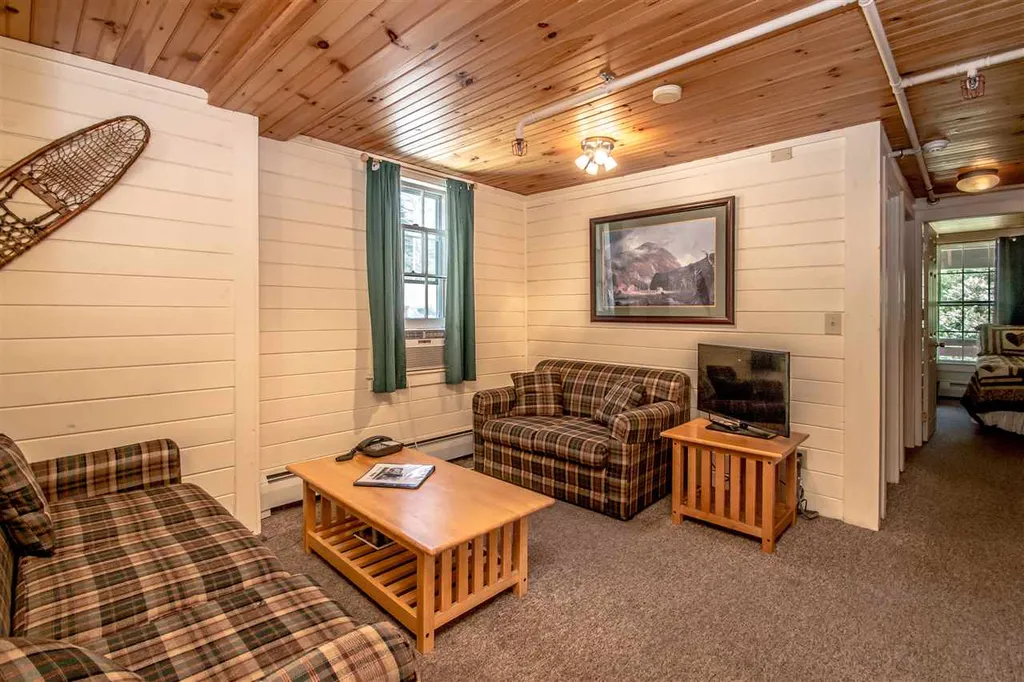 859 Kearsarge Road Conway NH 03860