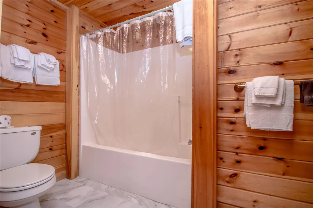 859 Kearsarge Road Conway NH 03860