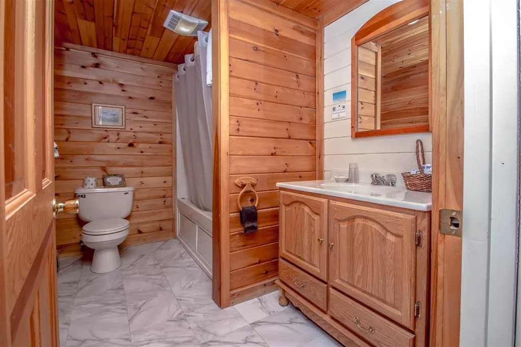 859 Kearsarge Road Conway NH 03860