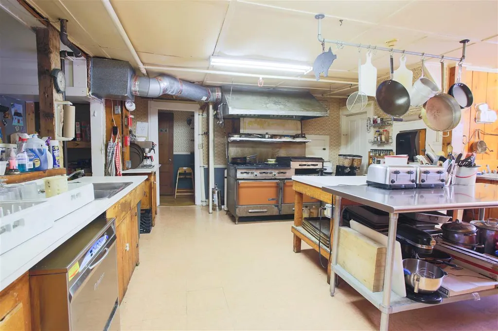 859 Kearsarge Road Conway NH 03860