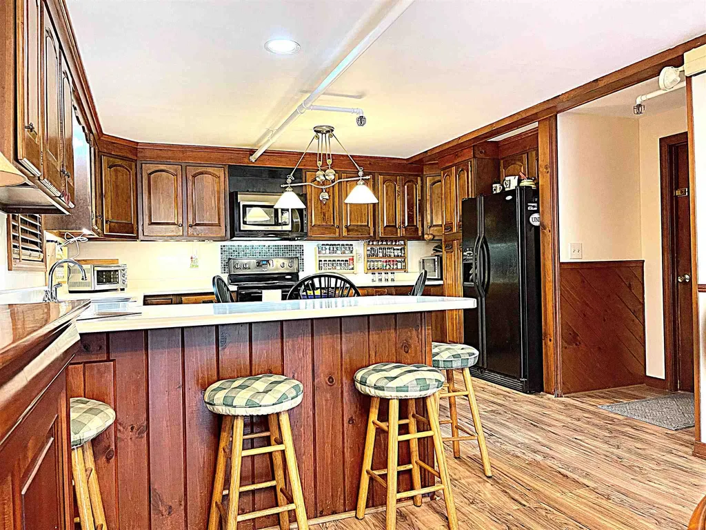859 Kearsarge Road Conway NH 03860