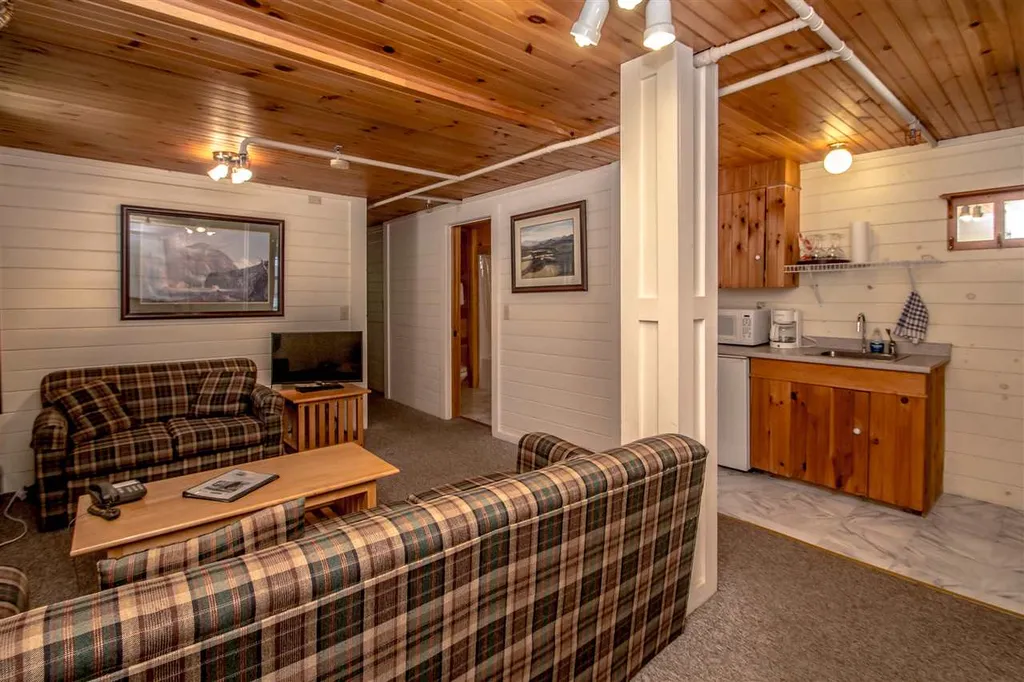 859 Kearsarge Road Conway NH 03860