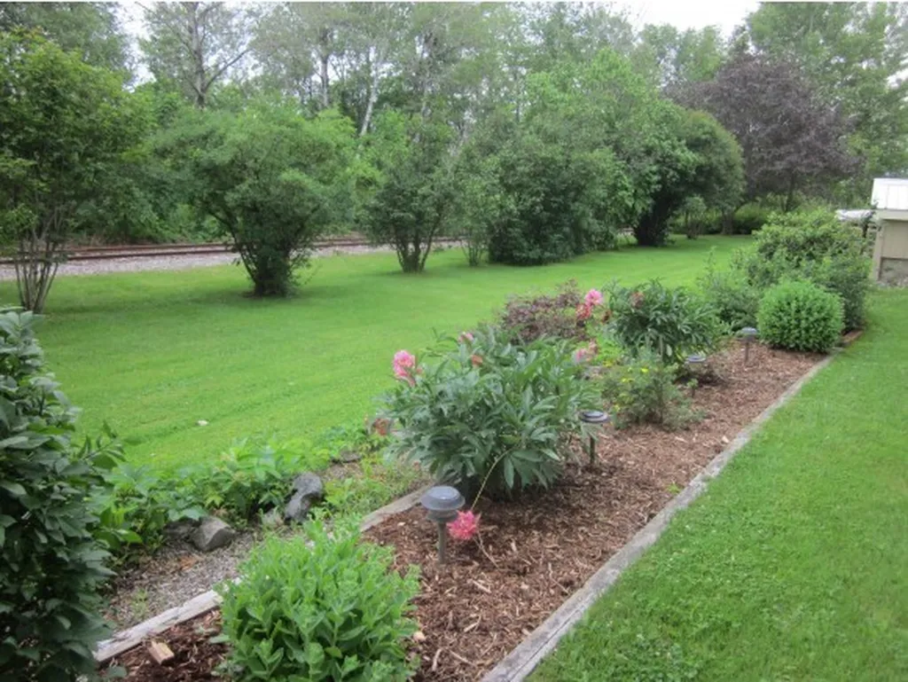 7 Hopkinson Place Lancaster NH 03584