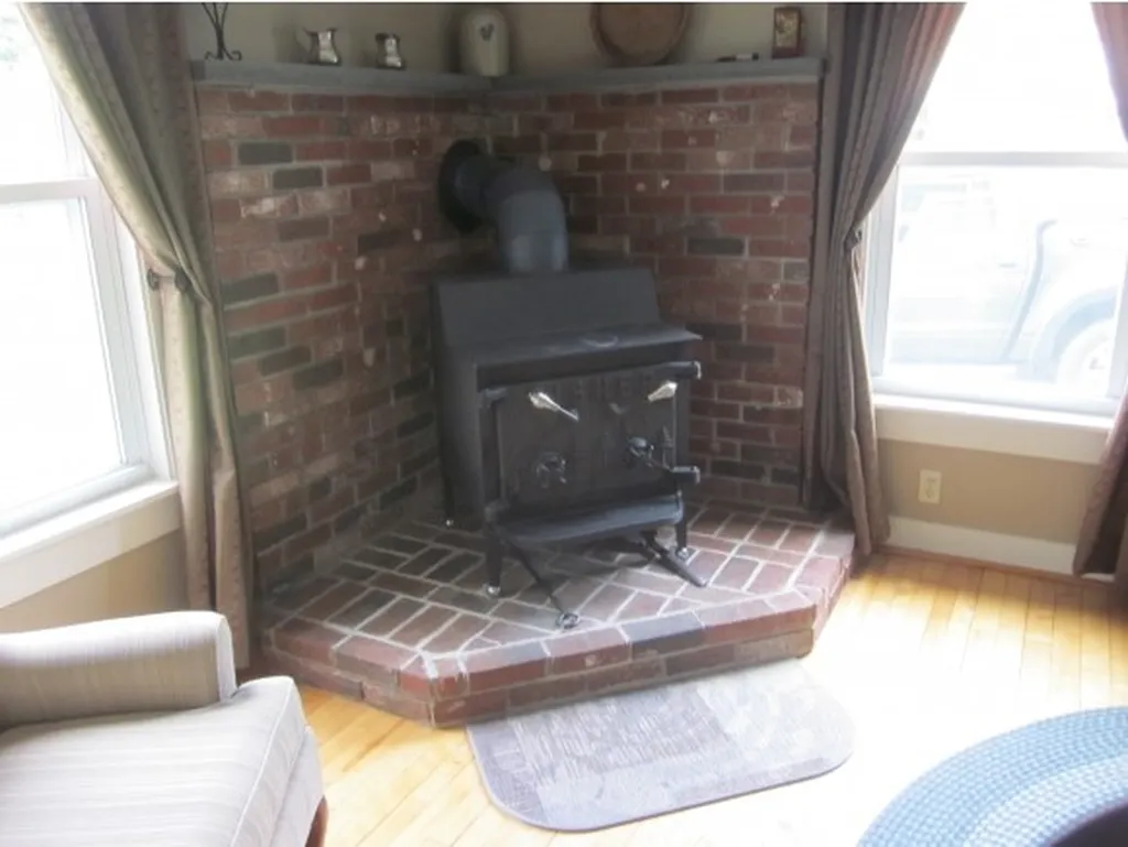 7 Hopkinson Place Lancaster NH 03584