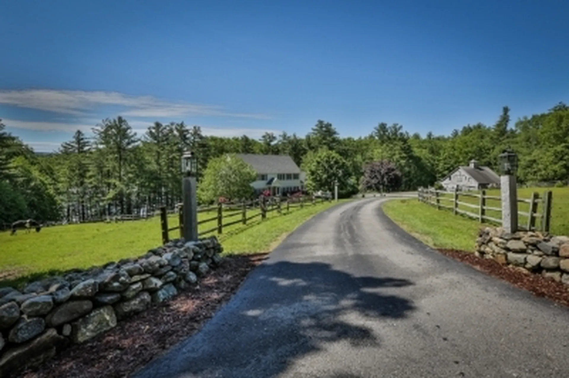 186 French Pond Road Henniker NH 03242