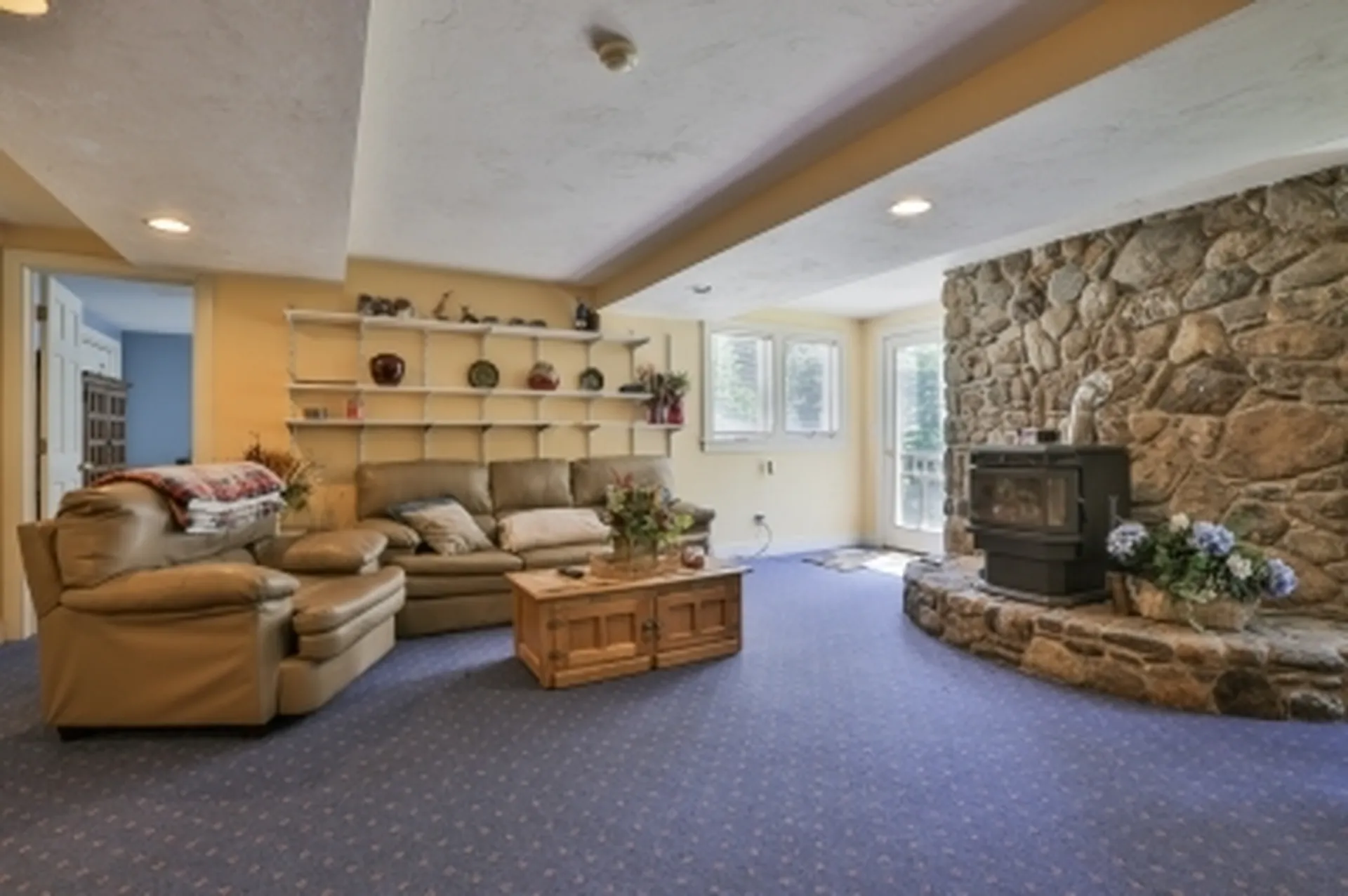 186 French Pond Road Henniker NH 03242