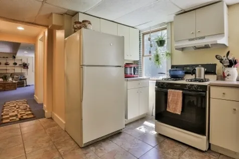 186 French Pond Road Henniker NH 03242