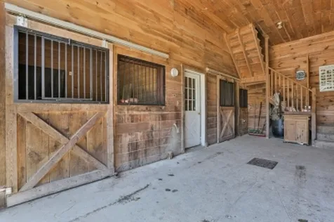 186 French Pond Road Henniker NH 03242