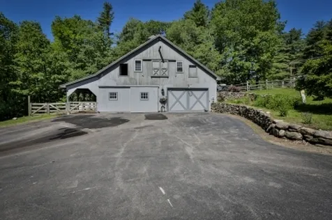 186 French Pond Road Henniker NH 03242