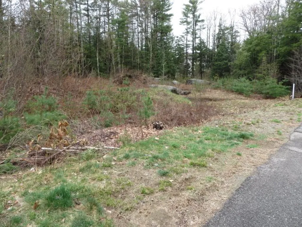 5 Jay Way Rochester NH 03868