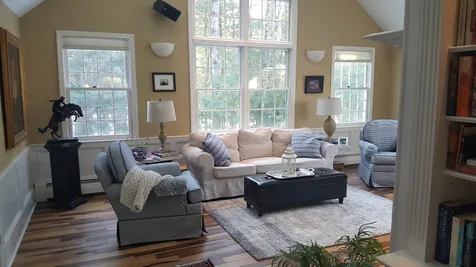 31 Hearthside Circle Bedford NH 03110