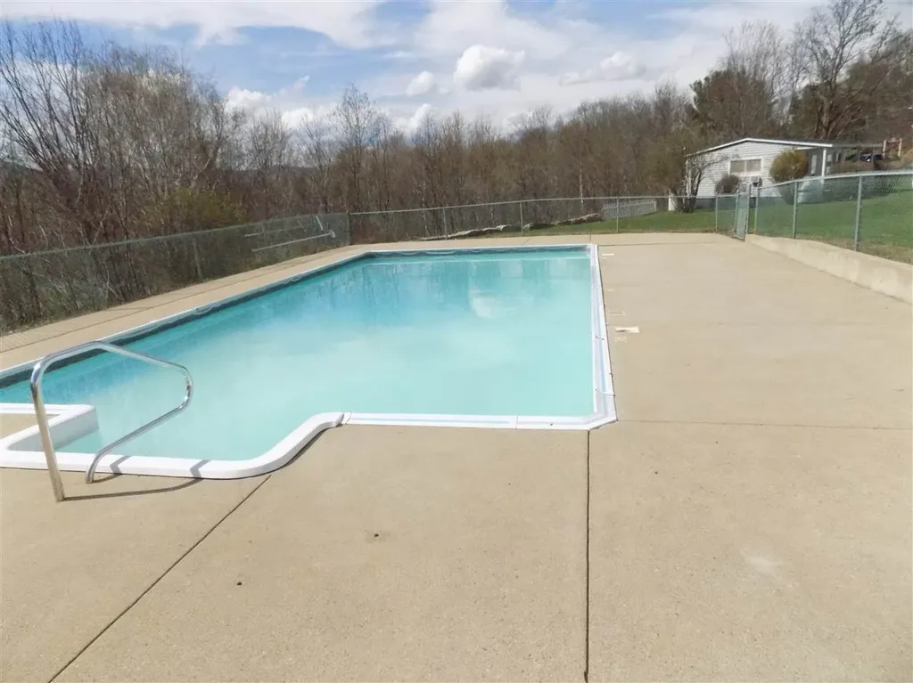 2152 White Mount Highway Conway NH 03818