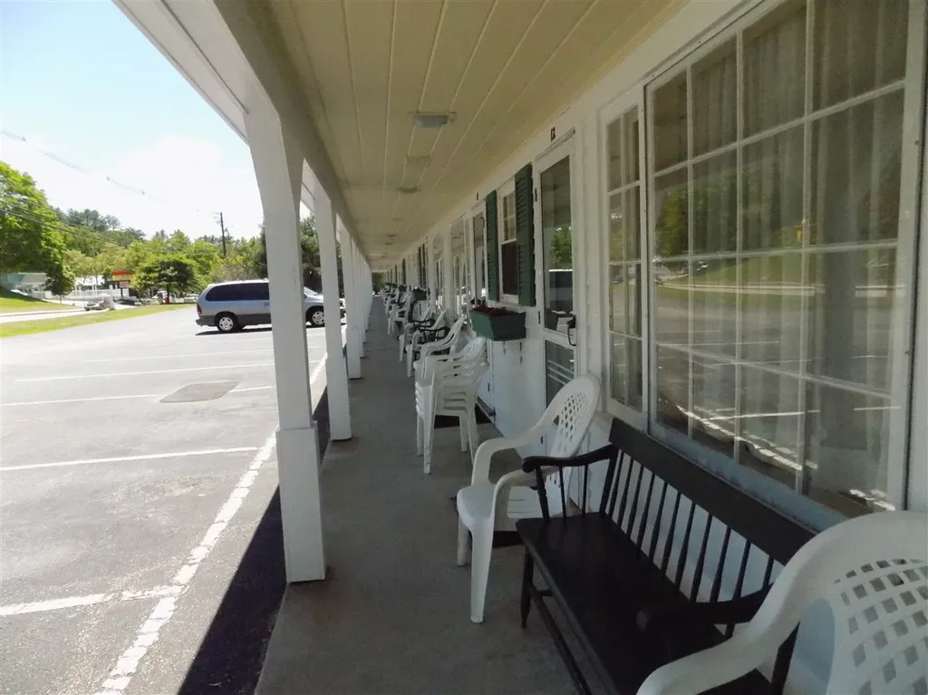 2152 White Mount Highway Conway NH 03818