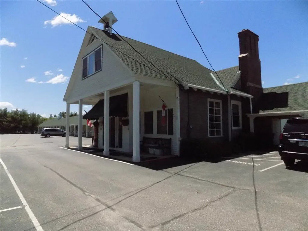 2152 White Mount Highway Conway NH 03818