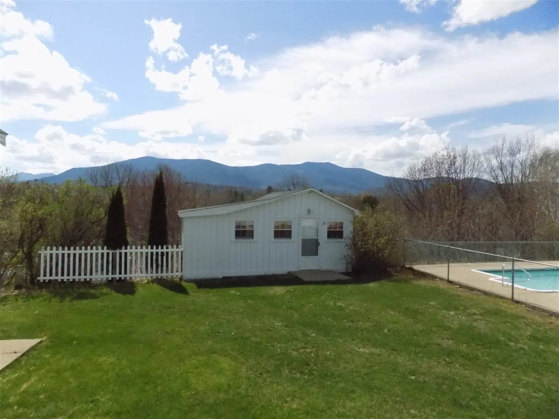 2152 White Mount Highway Conway NH 03818