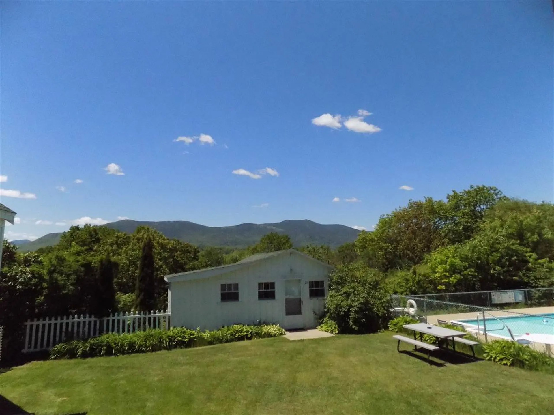 2152 White Mount Highway Conway NH 03818