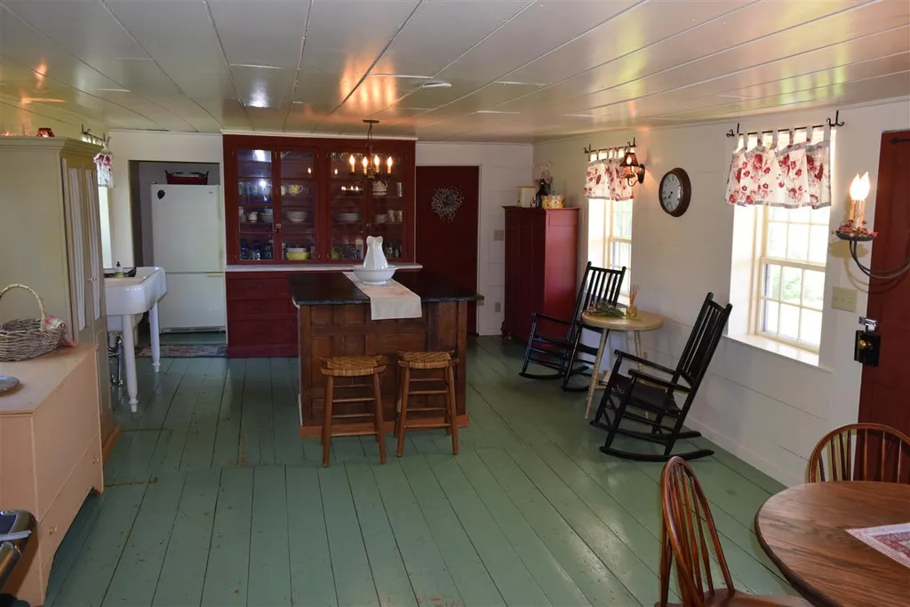 659 N. Orwell Road Shoreham VT 05770