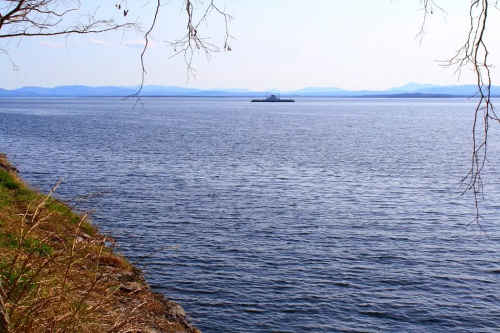 3 Camp Vermont Court Grand Isle VT 05458
