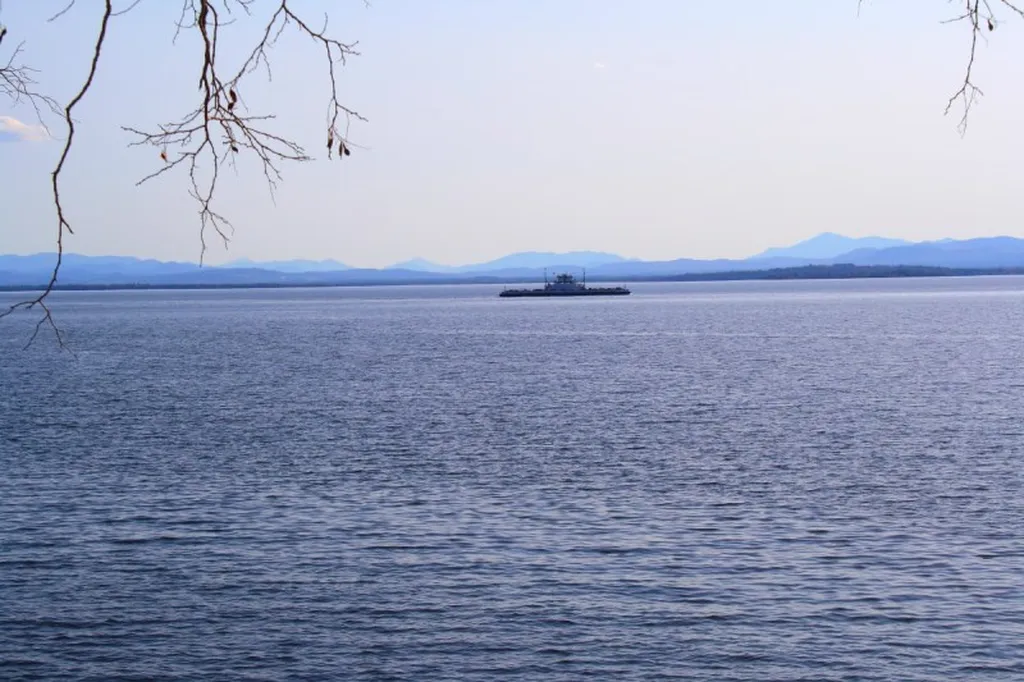 3 Camp Vermont Court Grand Isle VT 05458