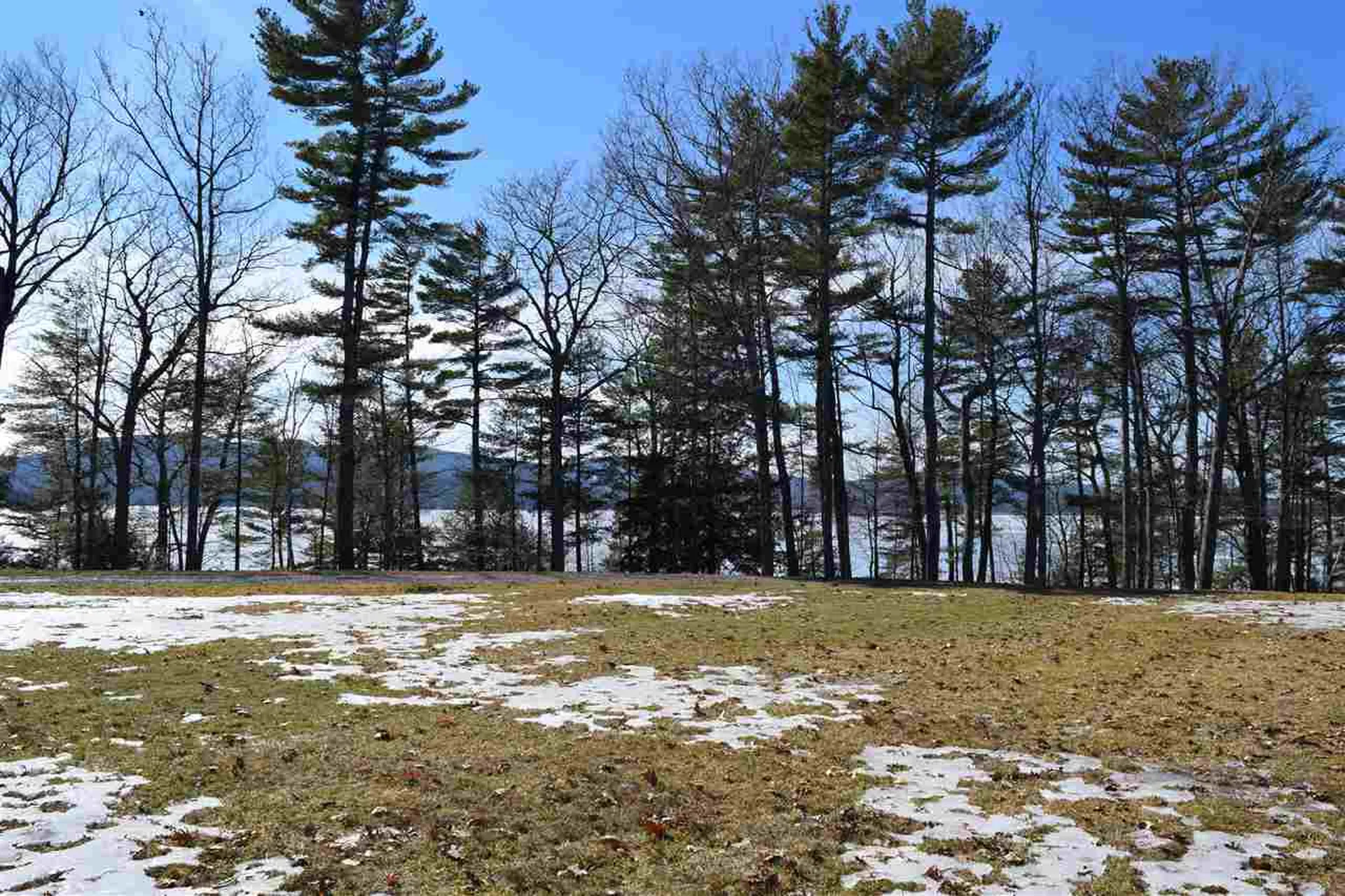5-6 Hopewell Road Alton NH 03809