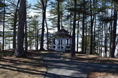 5-6 Hopewell Road Alton NH 03809