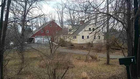 5 Onway Lake Road Raymond NH 03077