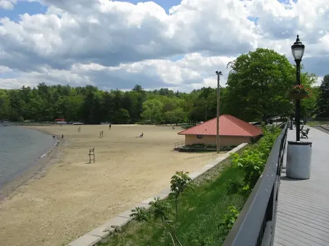 76 Endicott Street Laconia NH 03246