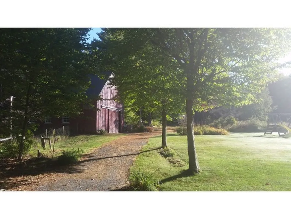 103 Cascade Road Wilmot NH 03287