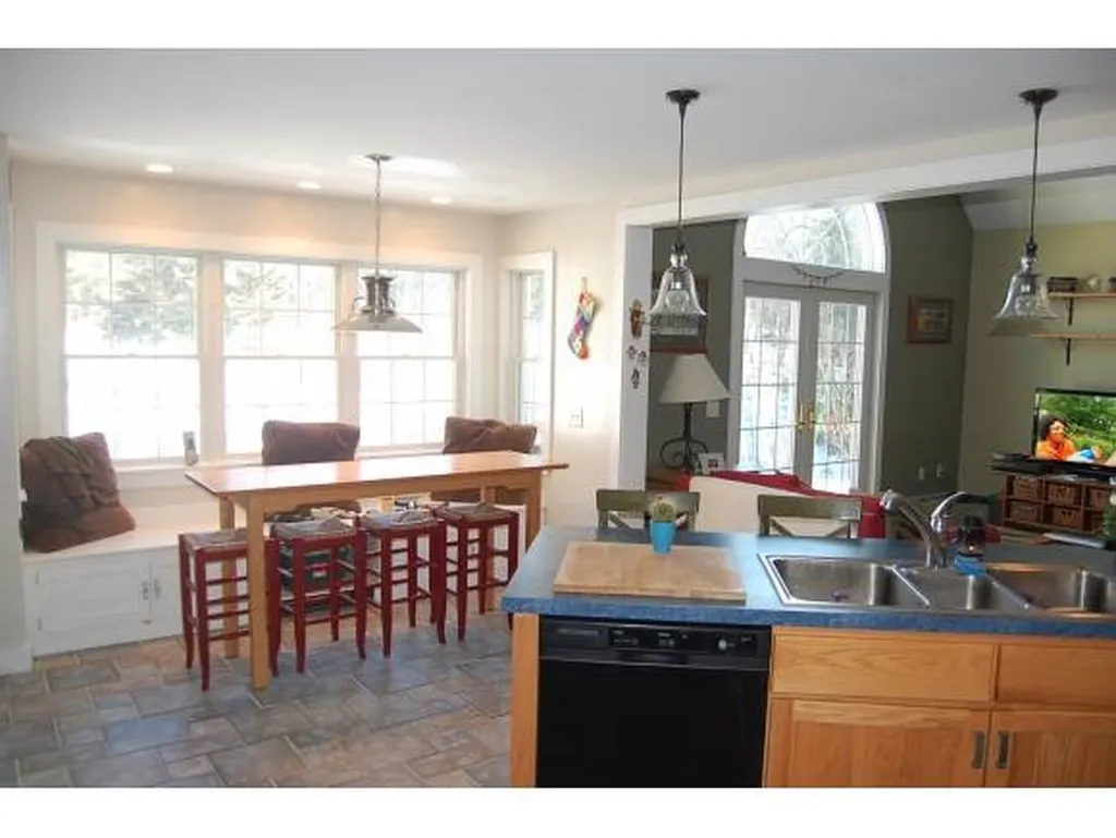 103 Cascade Road Wilmot NH 03287