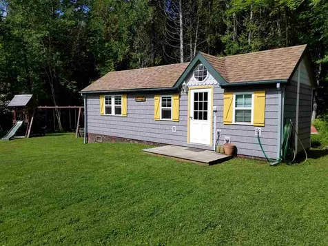 34 Access Lane Glover VT 05875