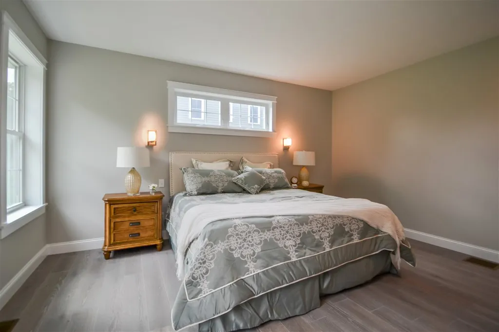 996 Maplewood Avenue Portsmouth NH 03801