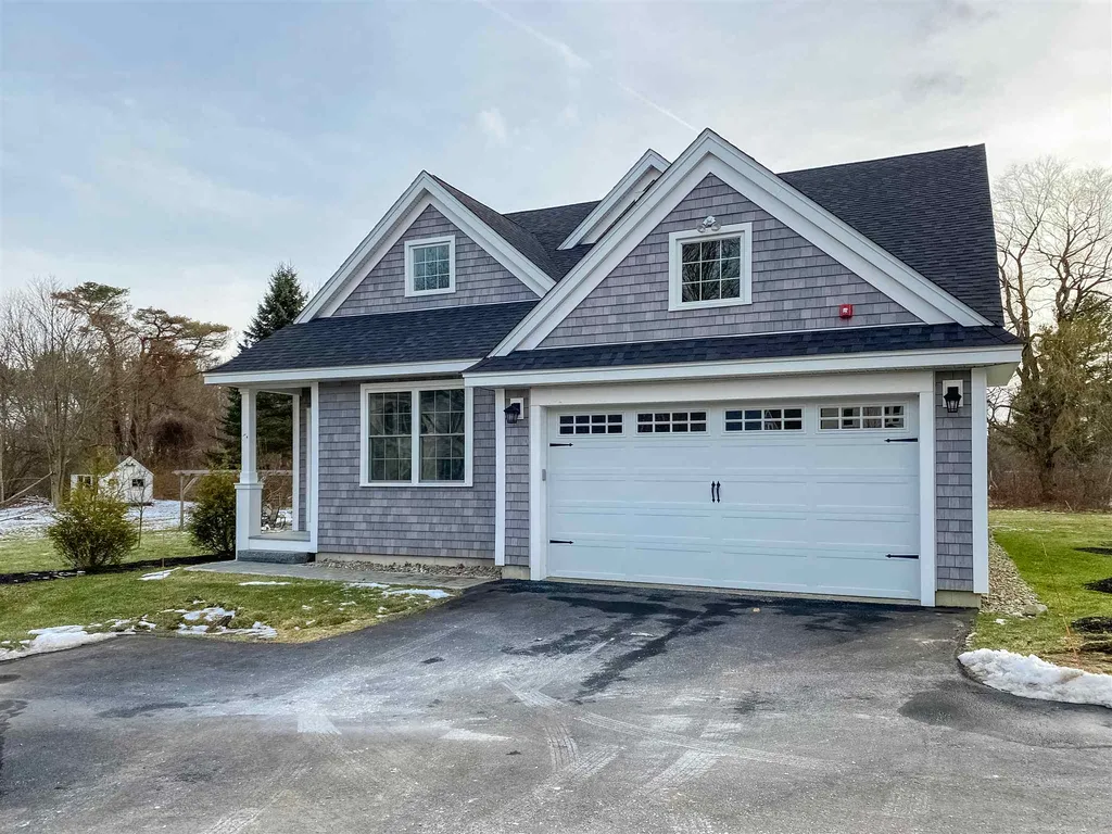 996 Maplewood Avenue Portsmouth NH 03801
