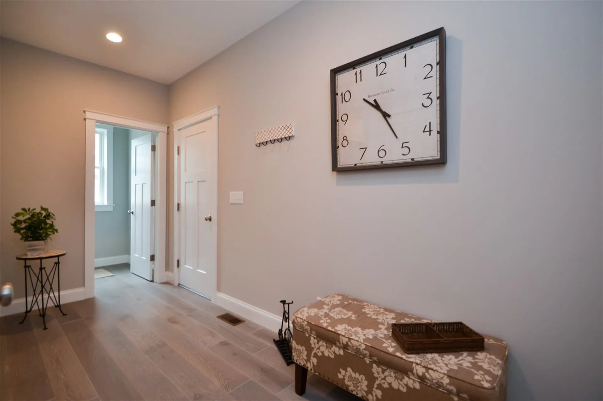 996 Maplewood Avenue Portsmouth NH 03801