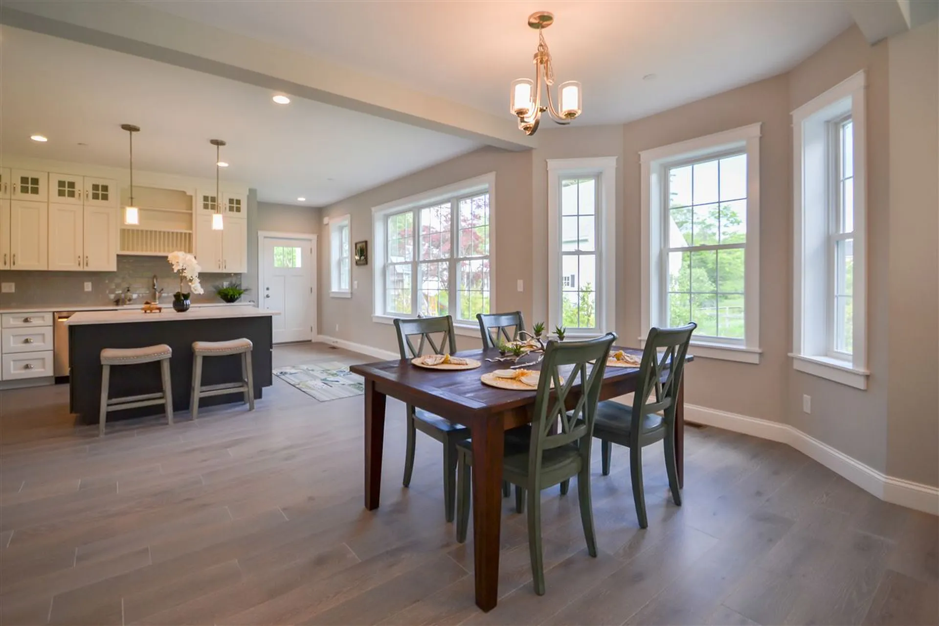 996 Maplewood Avenue Portsmouth NH 03801