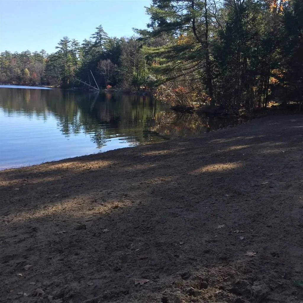 75 Eagle Shore Road Moultonborough NH 03254