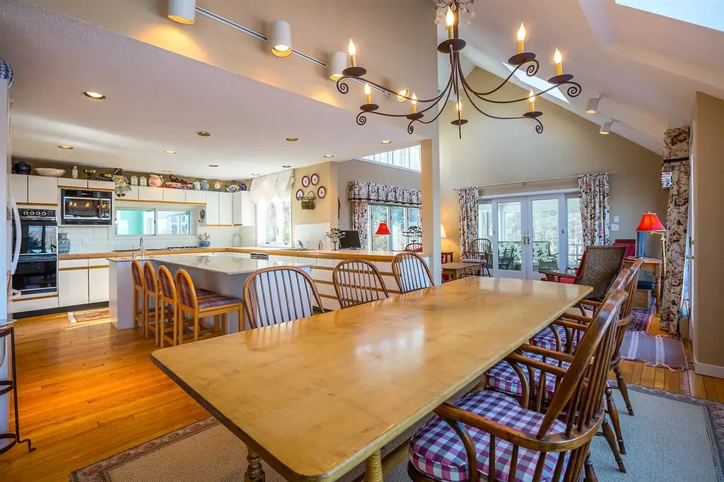 609 Boynton Road Londonderry VT 05148