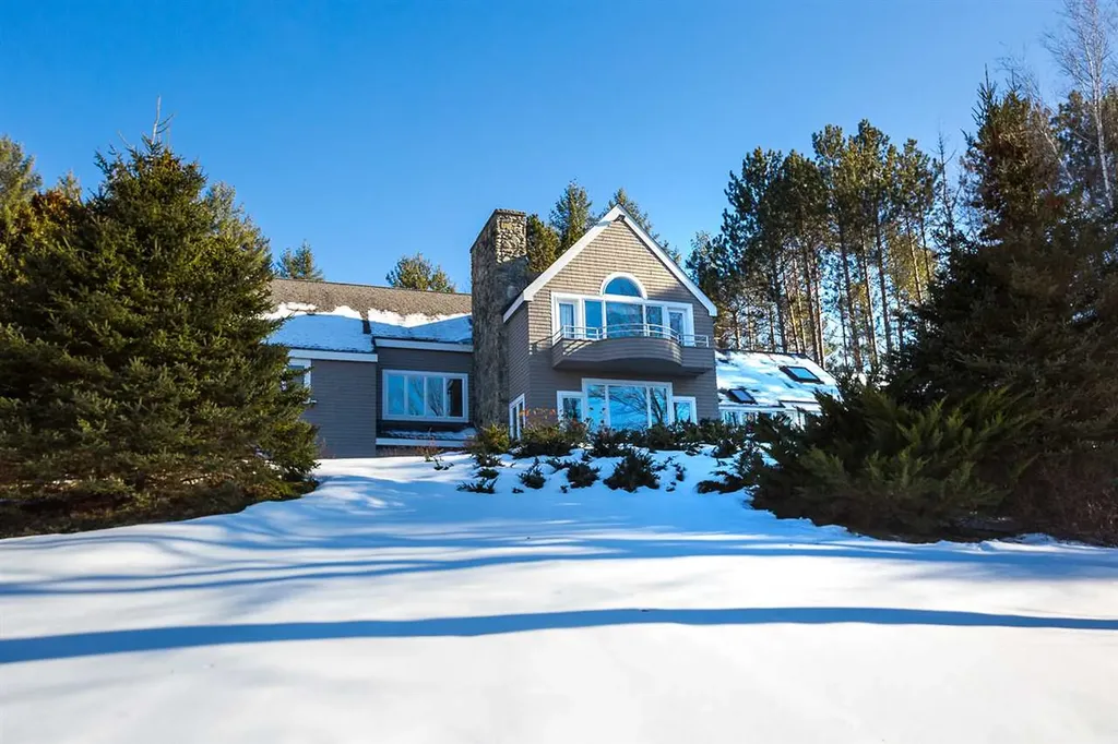 609 Boynton Road Londonderry VT 05148