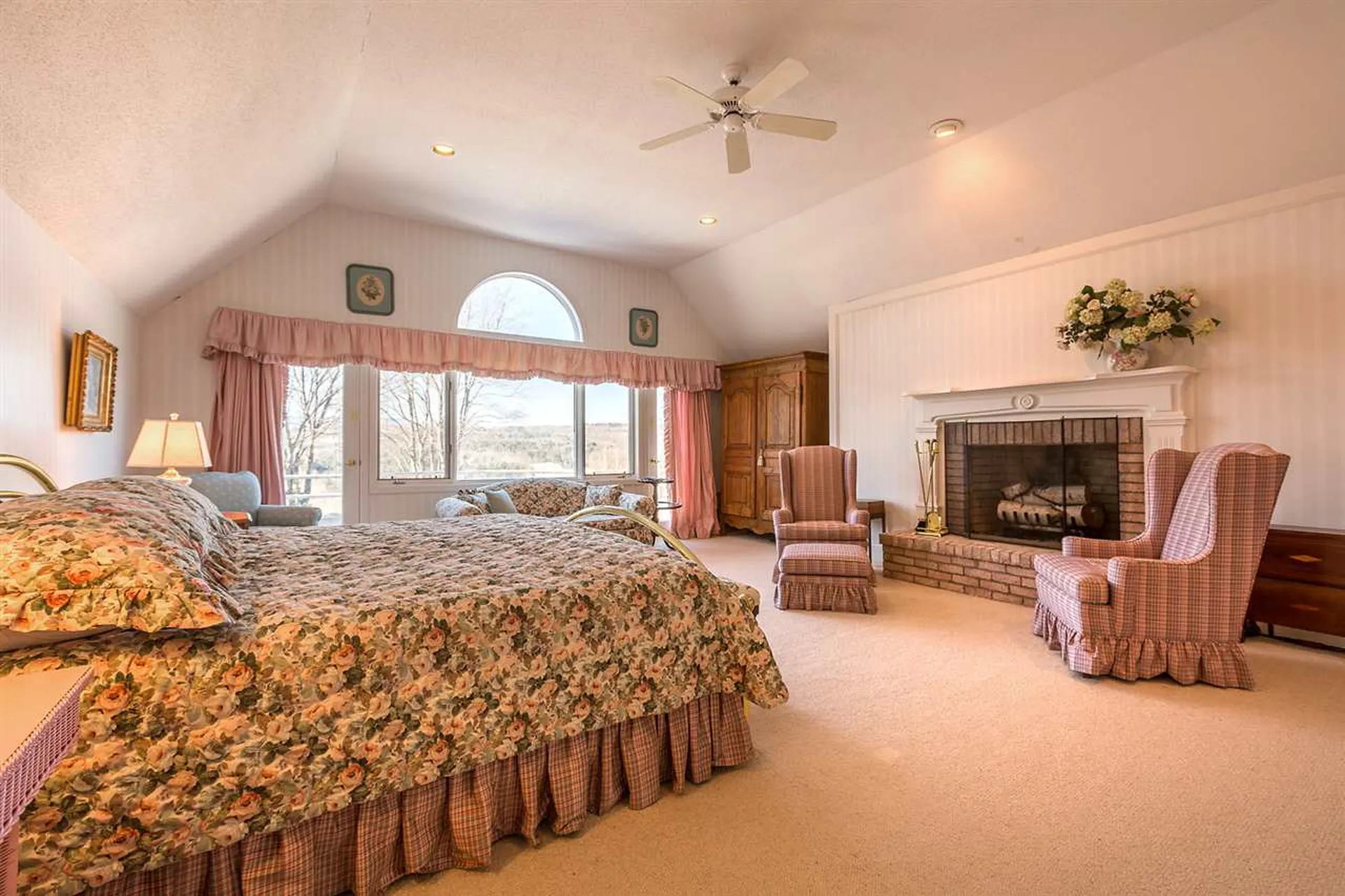 609 Boynton Road Londonderry VT 05148