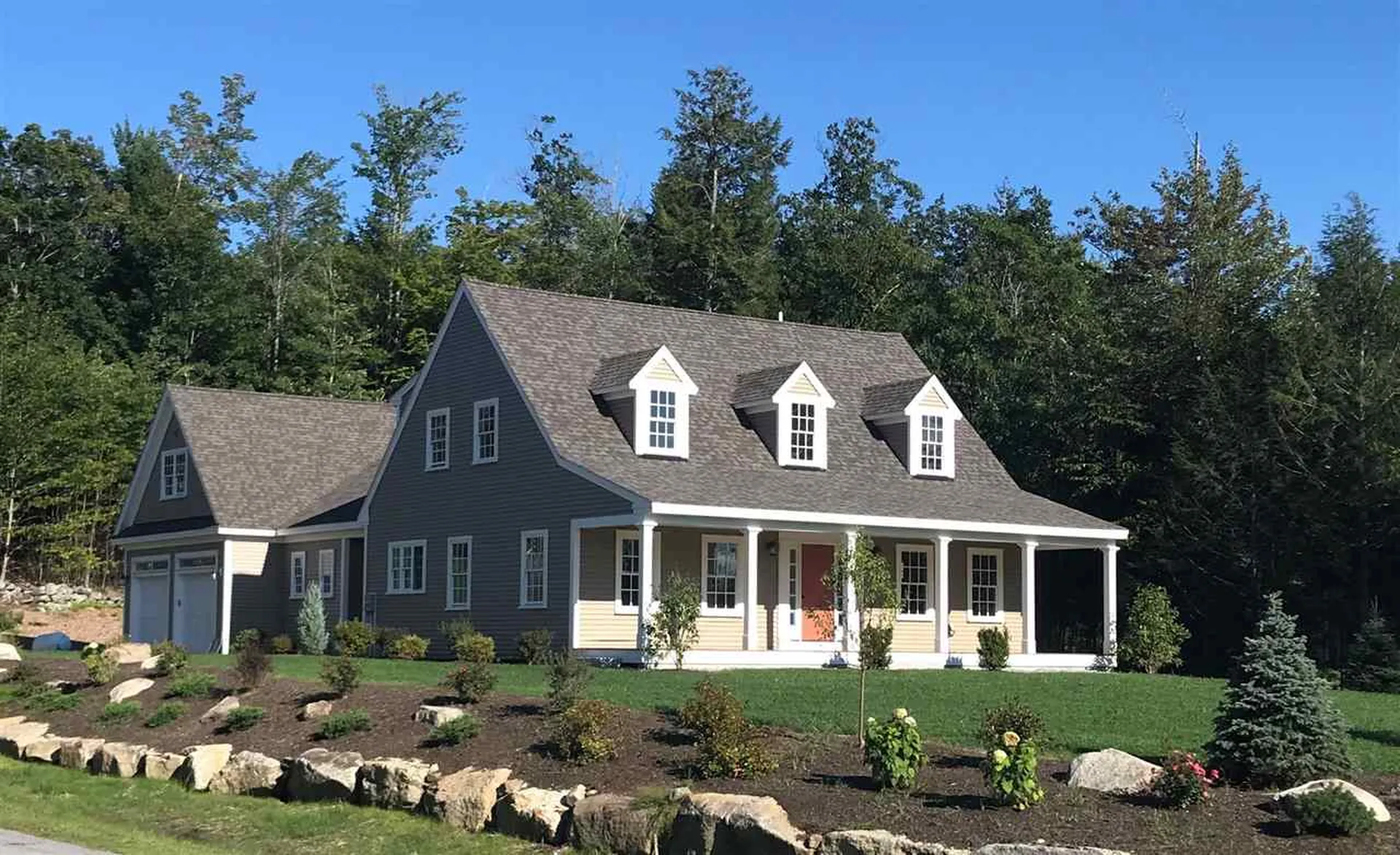 12 Snow Lane New London NH 03257
