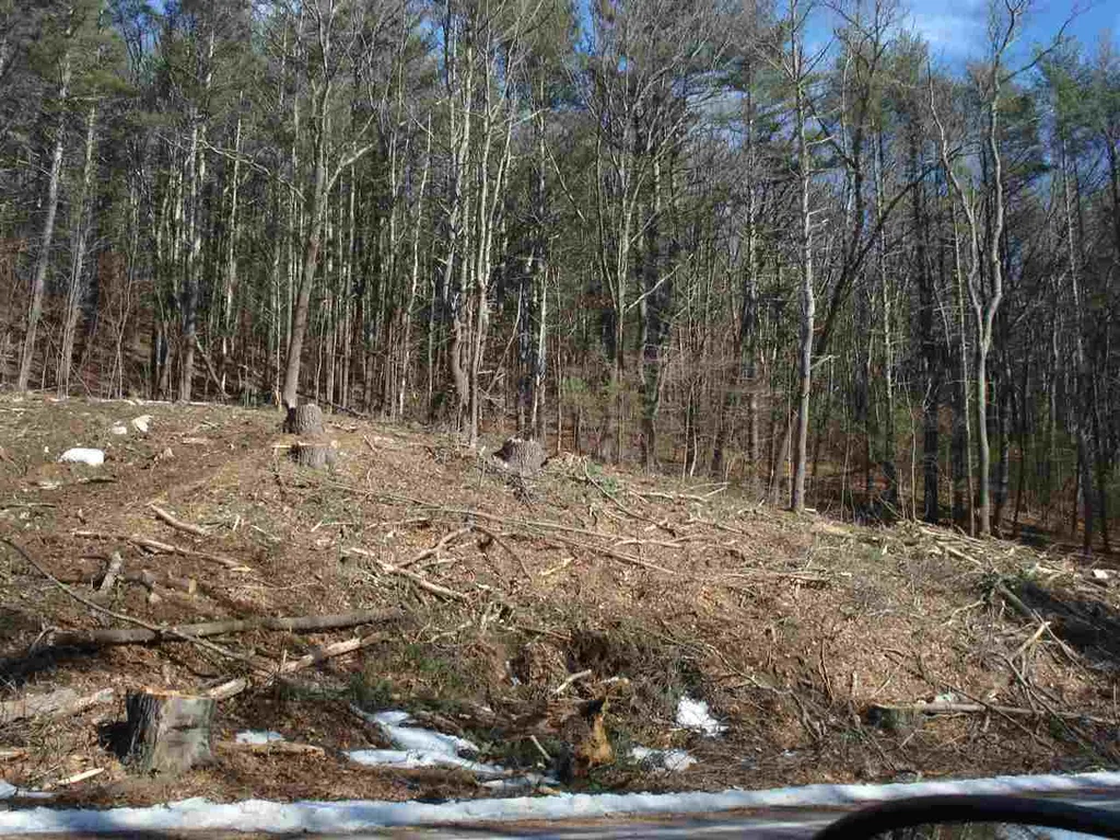 95 Haverhill Road East Kingston NH 03827