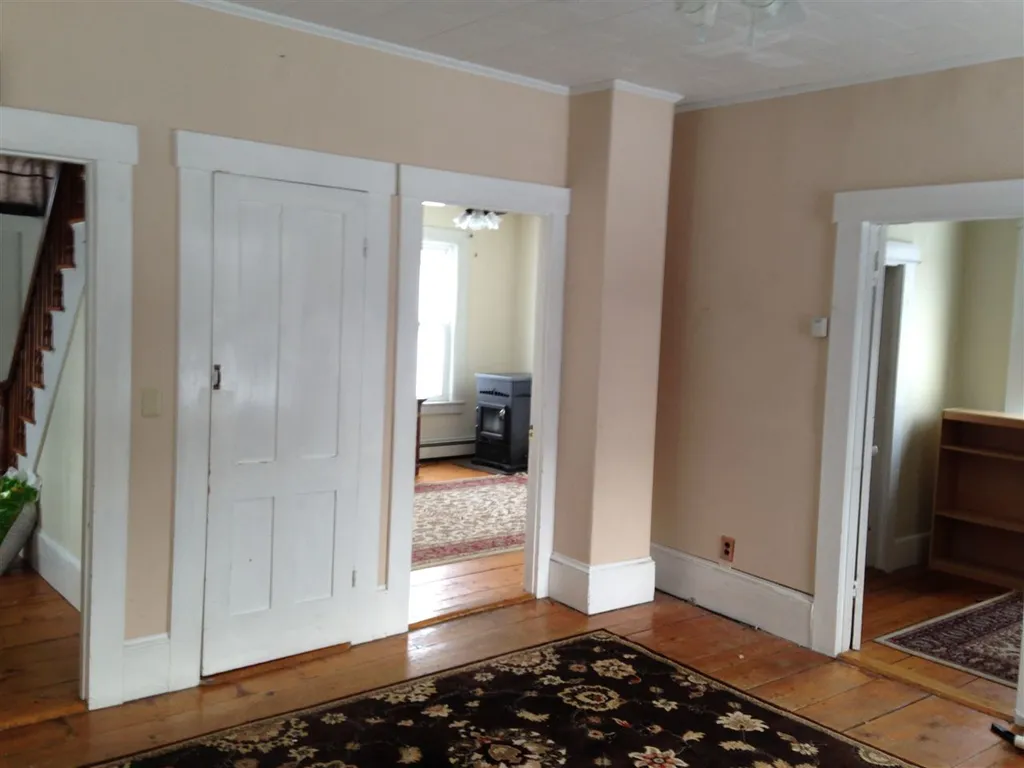 54 Pleasant Street Colebrook NH 03576