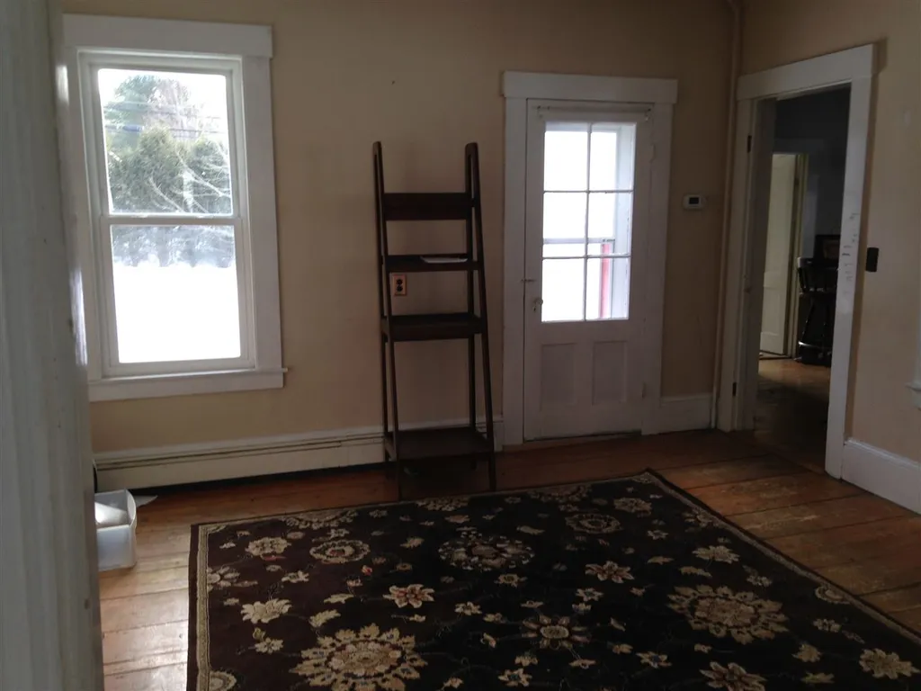 54 Pleasant Street Colebrook NH 03576