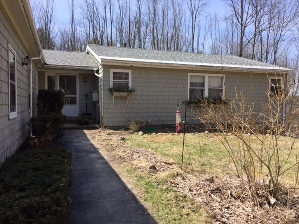 239 Horse Corner Road Chichester NH 03258
