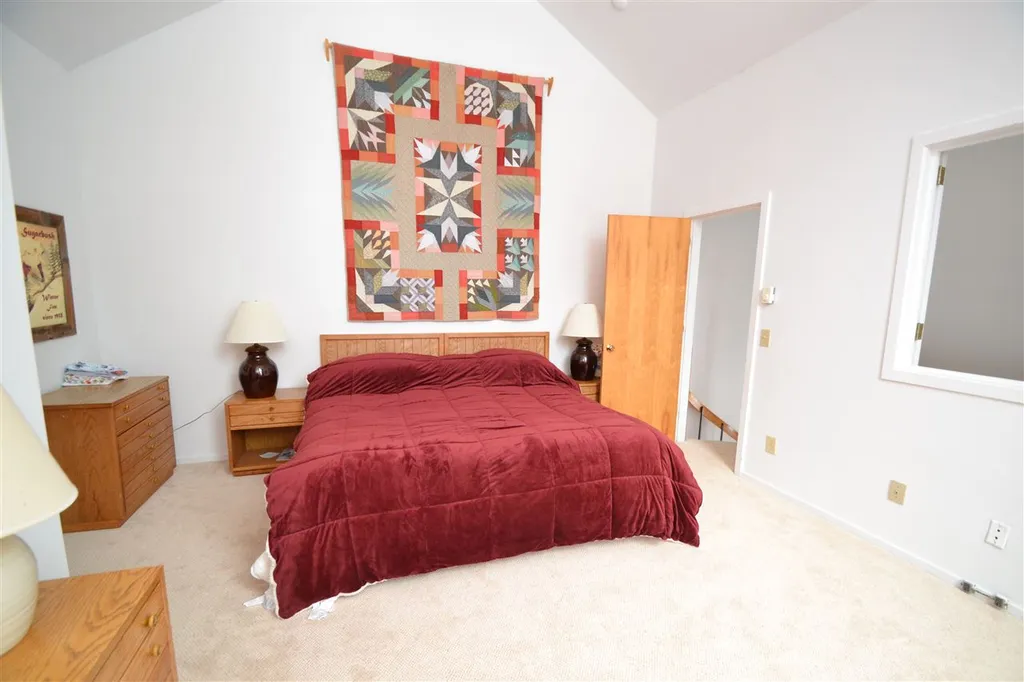 31 Mountainside Drive Warren VT 05674