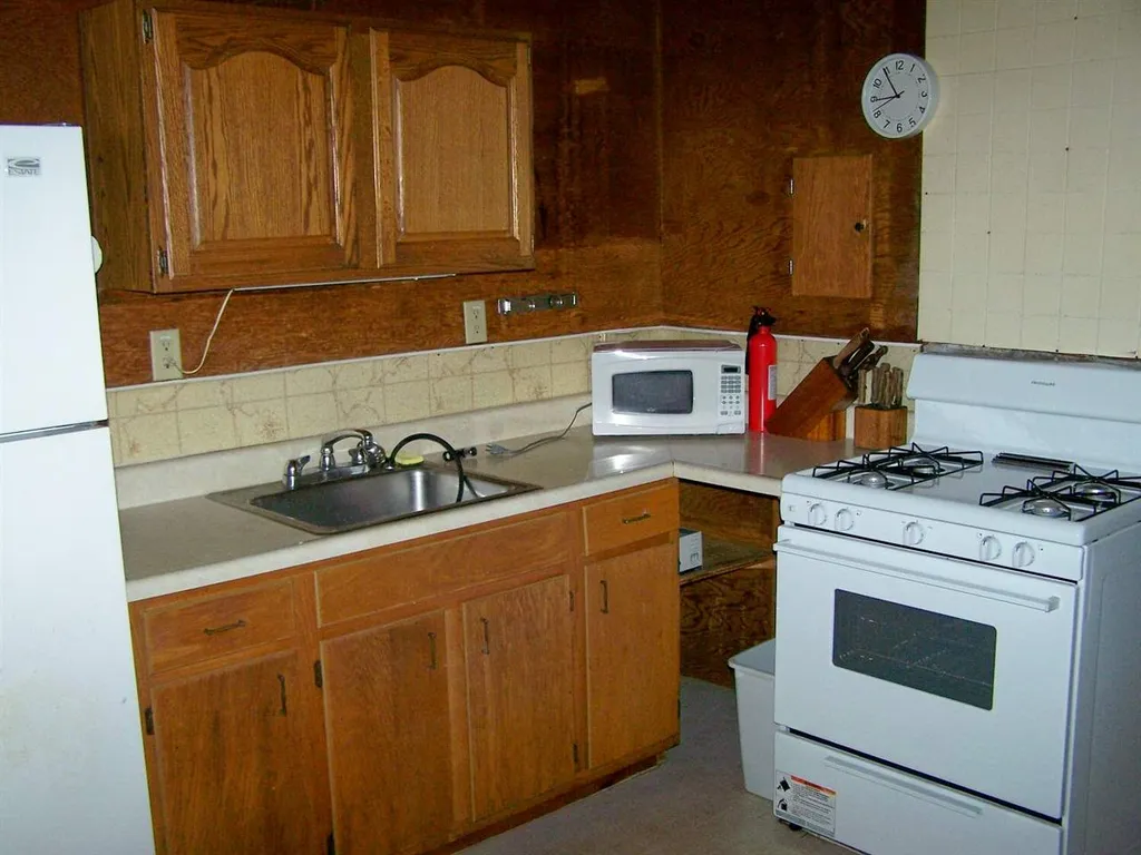 10 Epping Avenue Hampton NH 03842
