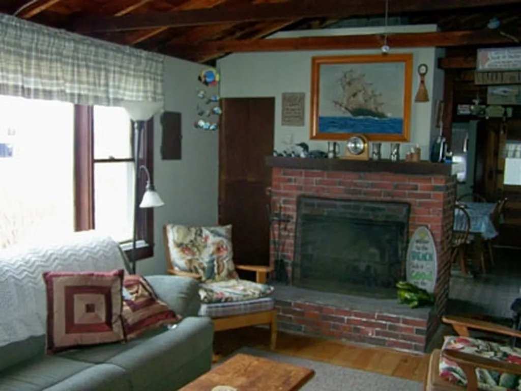 10 Epping Avenue Hampton NH 03842