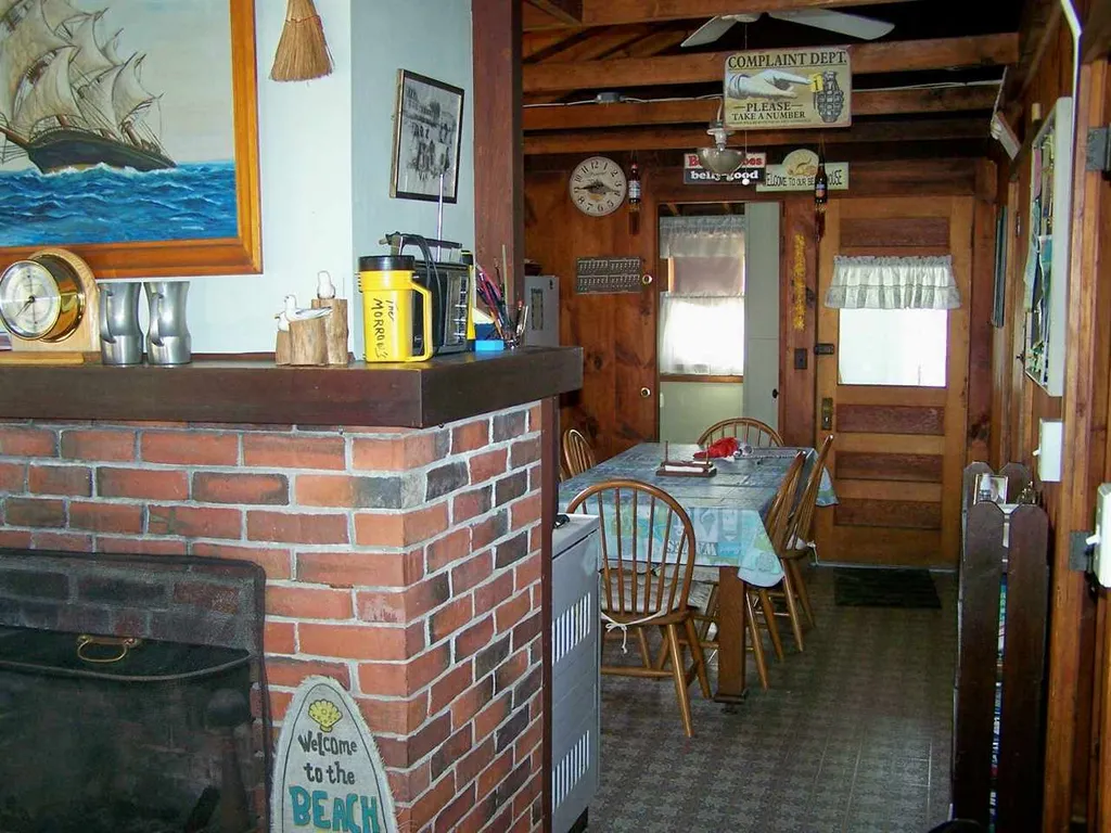 10 Epping Avenue Hampton NH 03842