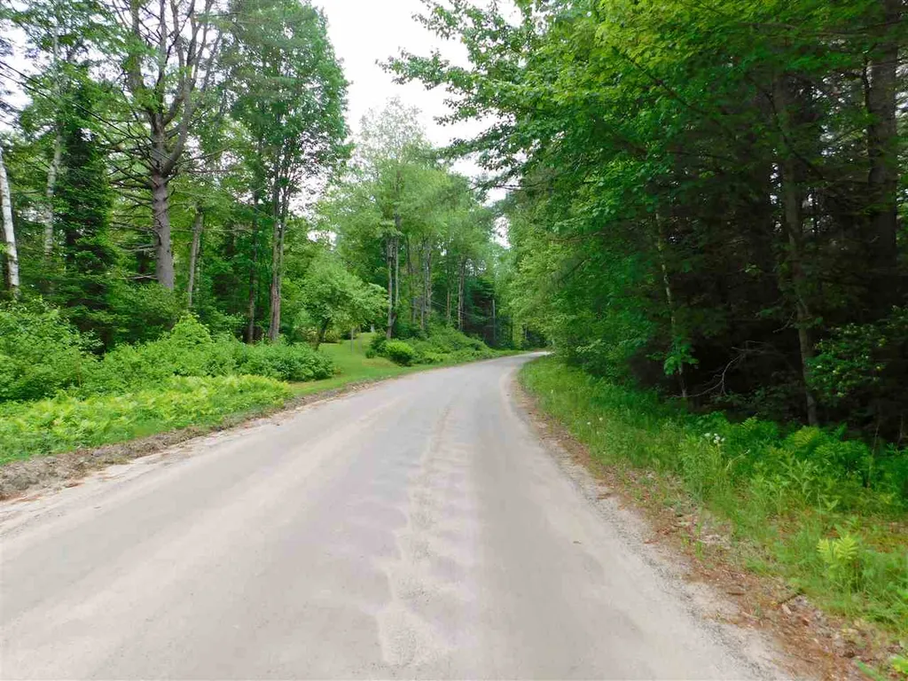 Faraway Road Dalton NH 03598